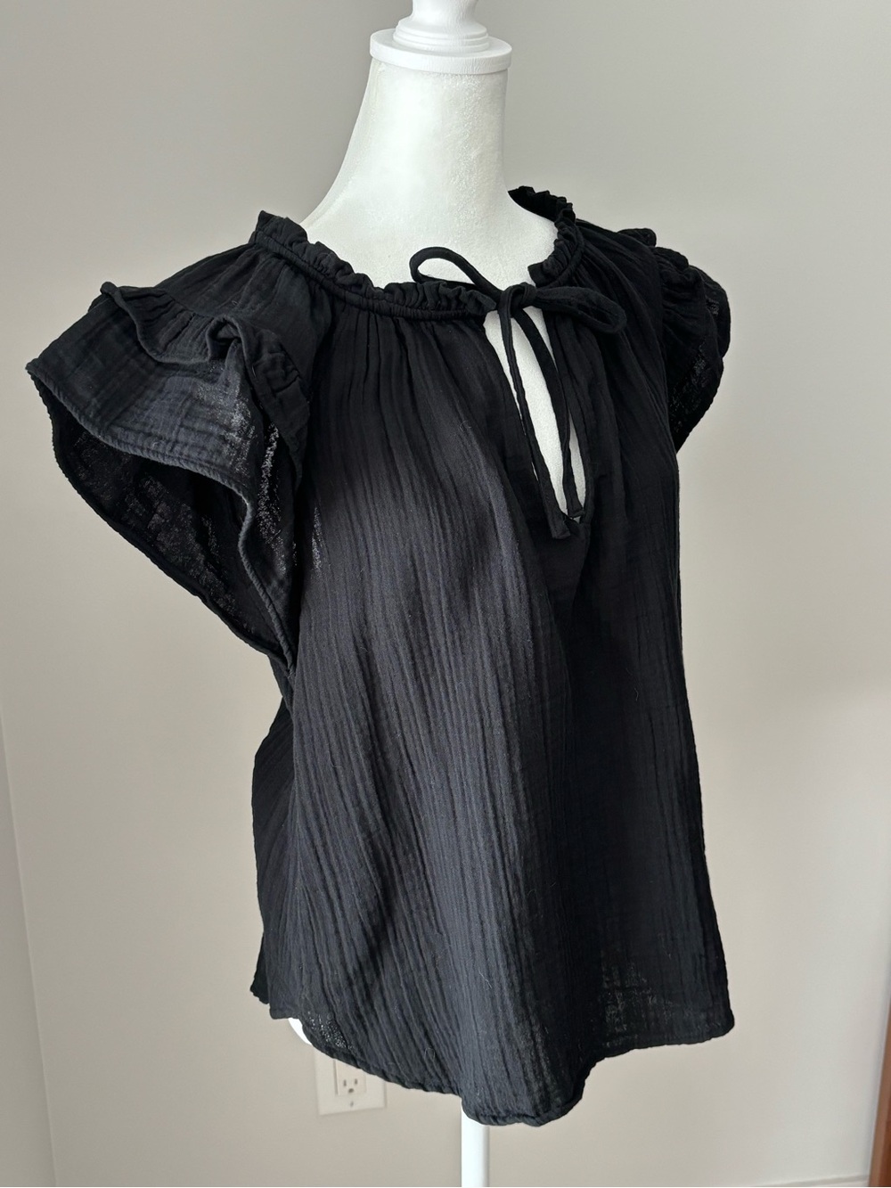 GAP Black Tie-Neck Ruffle Sleeve Blouse